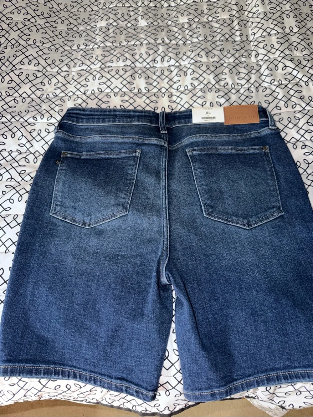 Judy Blue Mid Rise Dark Blue Denim Bermuda Shorts - Picture 5 of 8